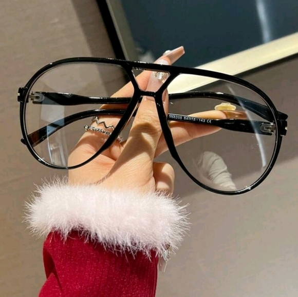 NEW Black Oversized Fashion Glasses - Picture 1 of 6